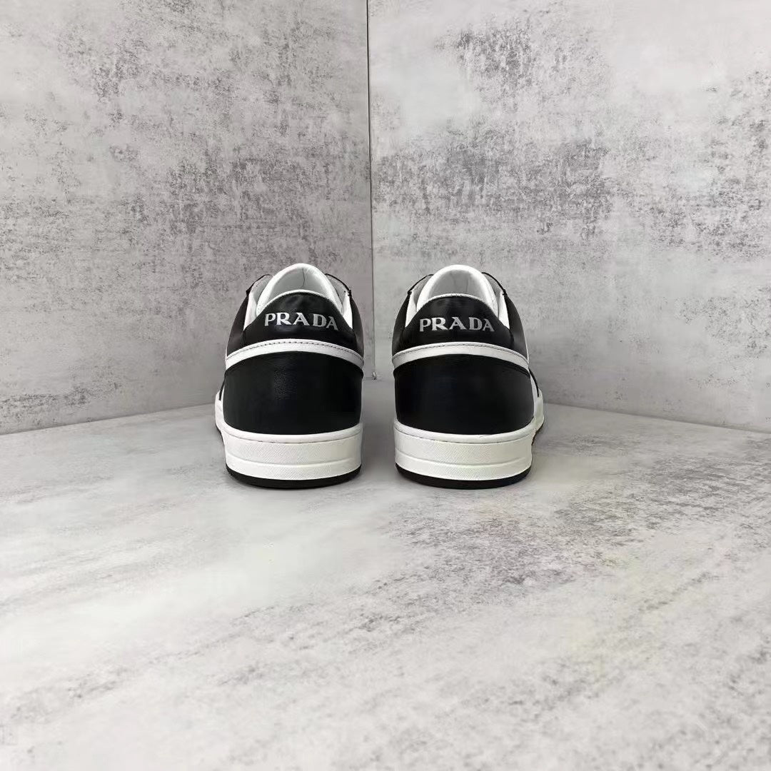 Prada Downtown "Black-White"