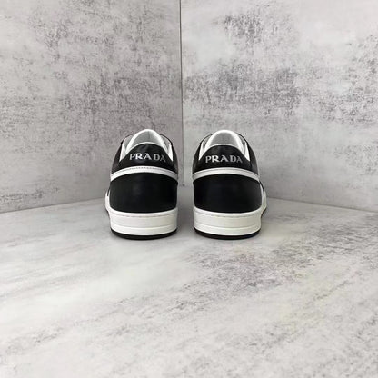 Prada Downtown "Black-White"