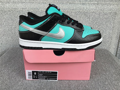Nike Diamond Supply Co. x Dunk Low Pro SB "Tiffany"