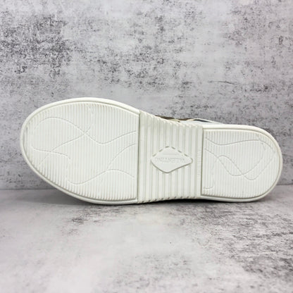 Valentino Garavani VL7N "White-Beige"