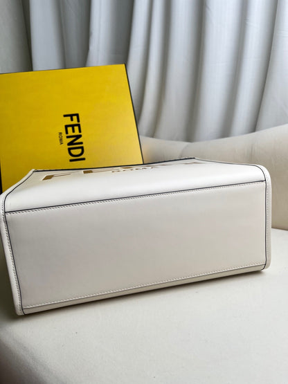 Fendi Sunshine Medium Leather Shopper