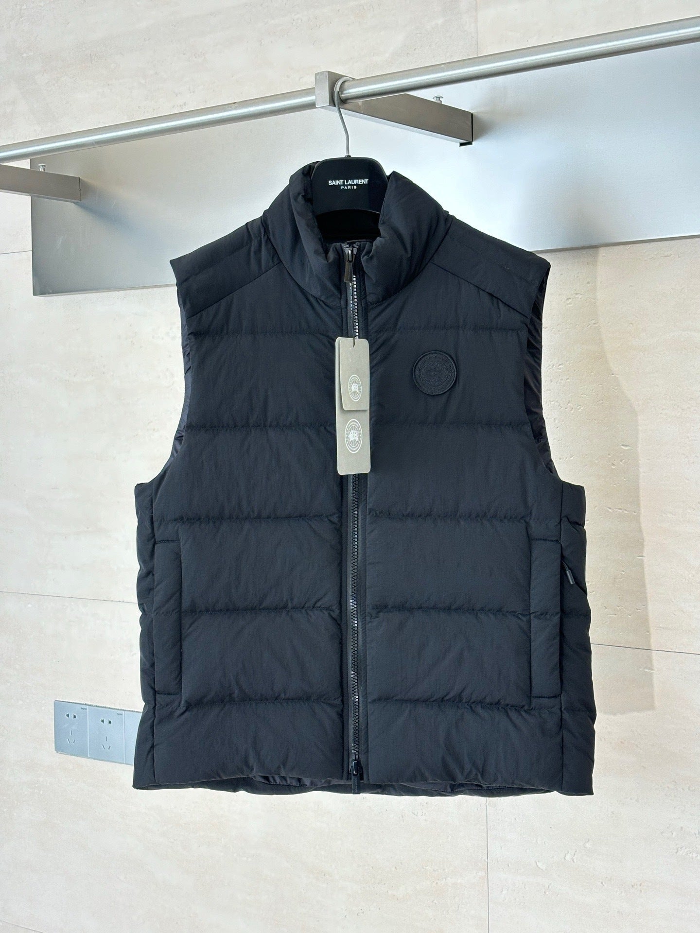 Canada Goose Crofton Down Vest EnduraLuxe "Black"