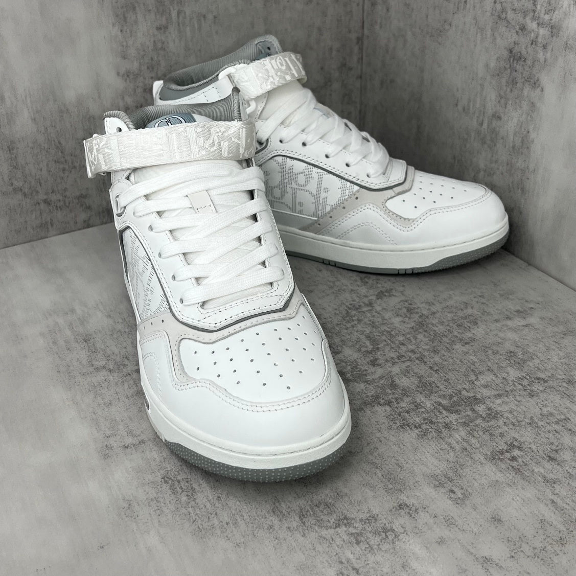 Dior B27 High-Top Strap "White"