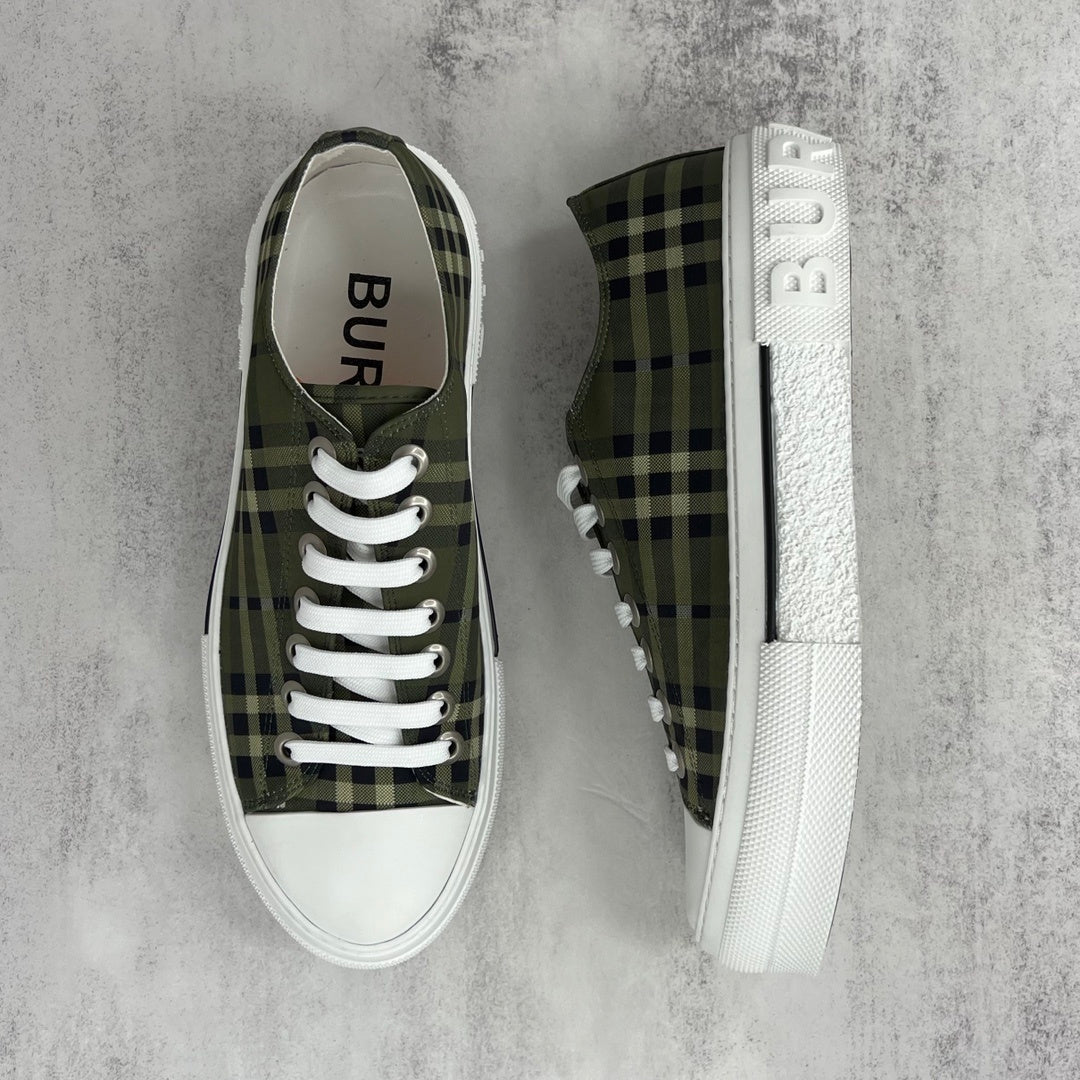 Burberry Gabardine "Green"