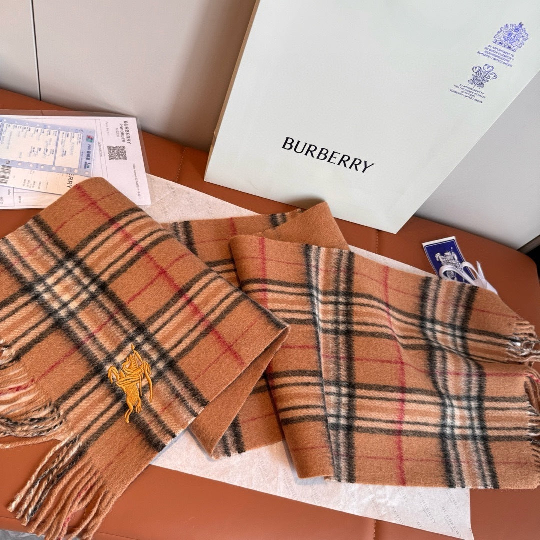 Burberry Cashmere Scarf "Beige-Black"