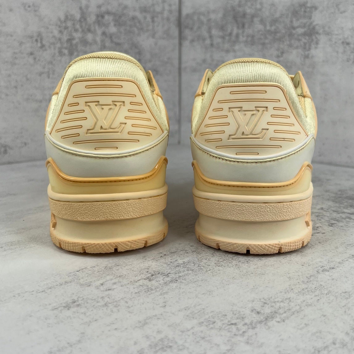 Louis Vuitton Maxi "Beige"