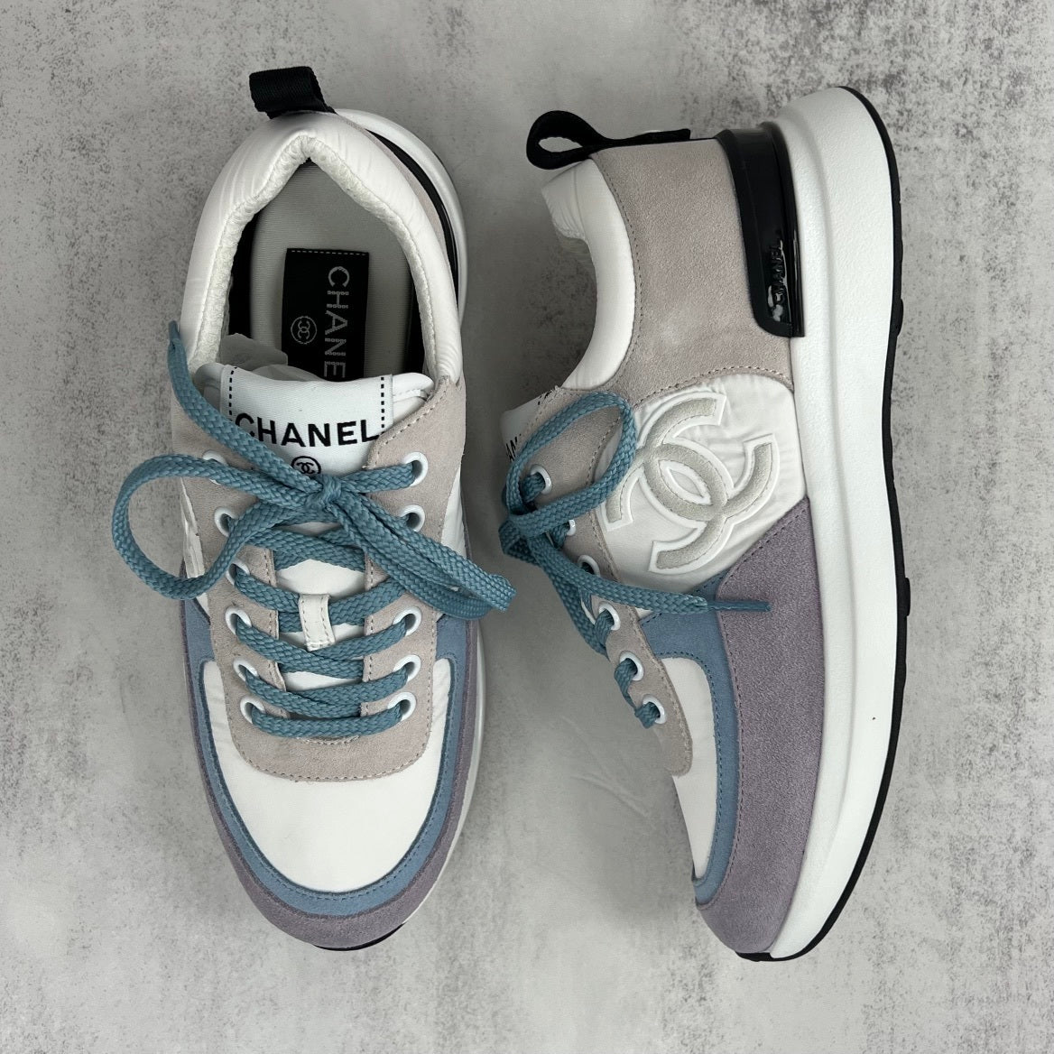 Chanel 22P Low "White-Grey-Blue"