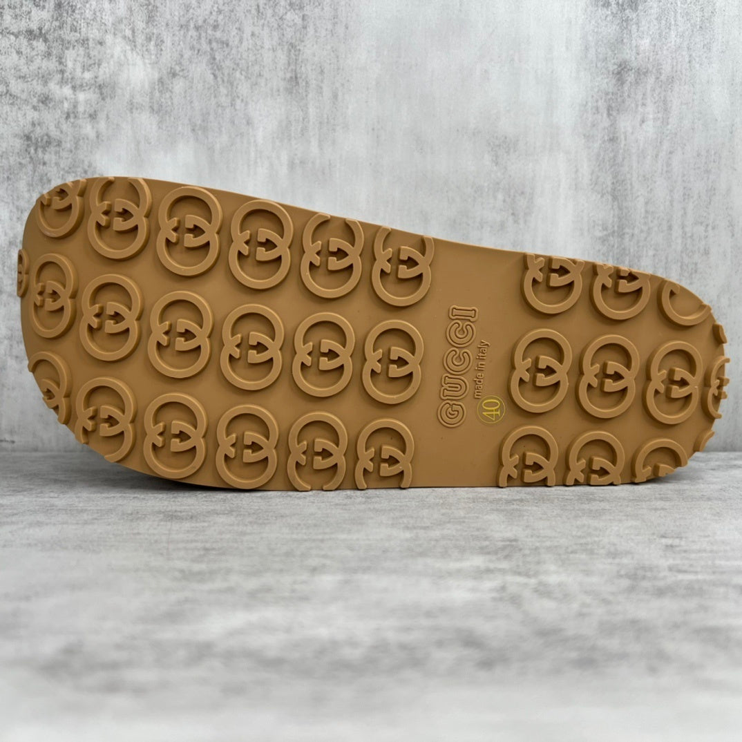 Gucci Slides "Brown"
