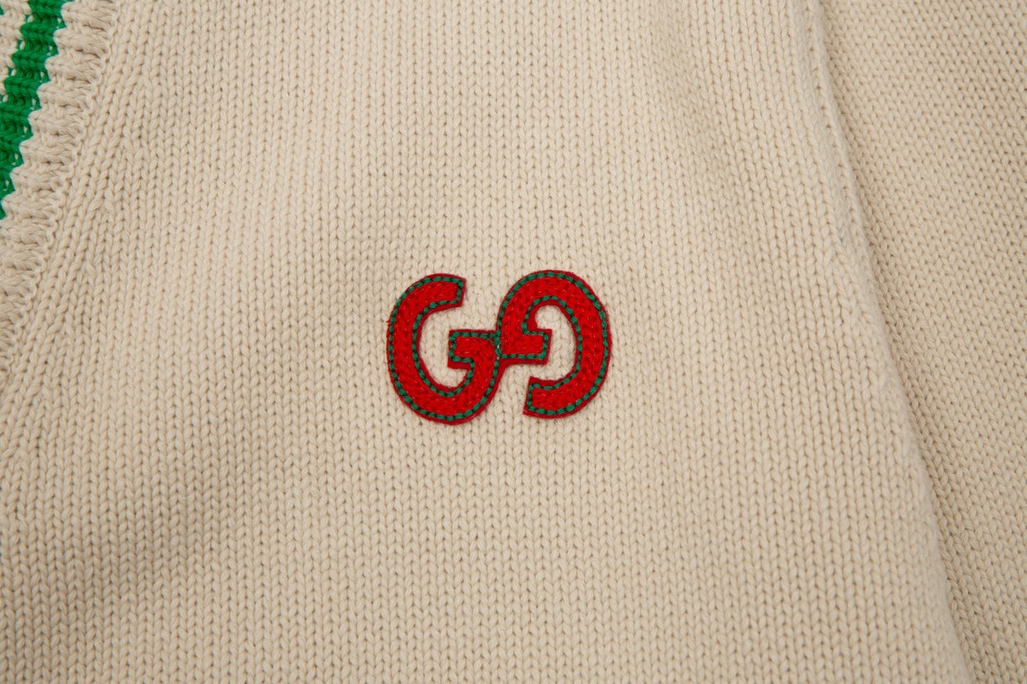 Gucci Pineapple Cardigan "Ivory"