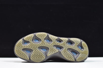 Yeezy 700 V3 “Clay Brown”