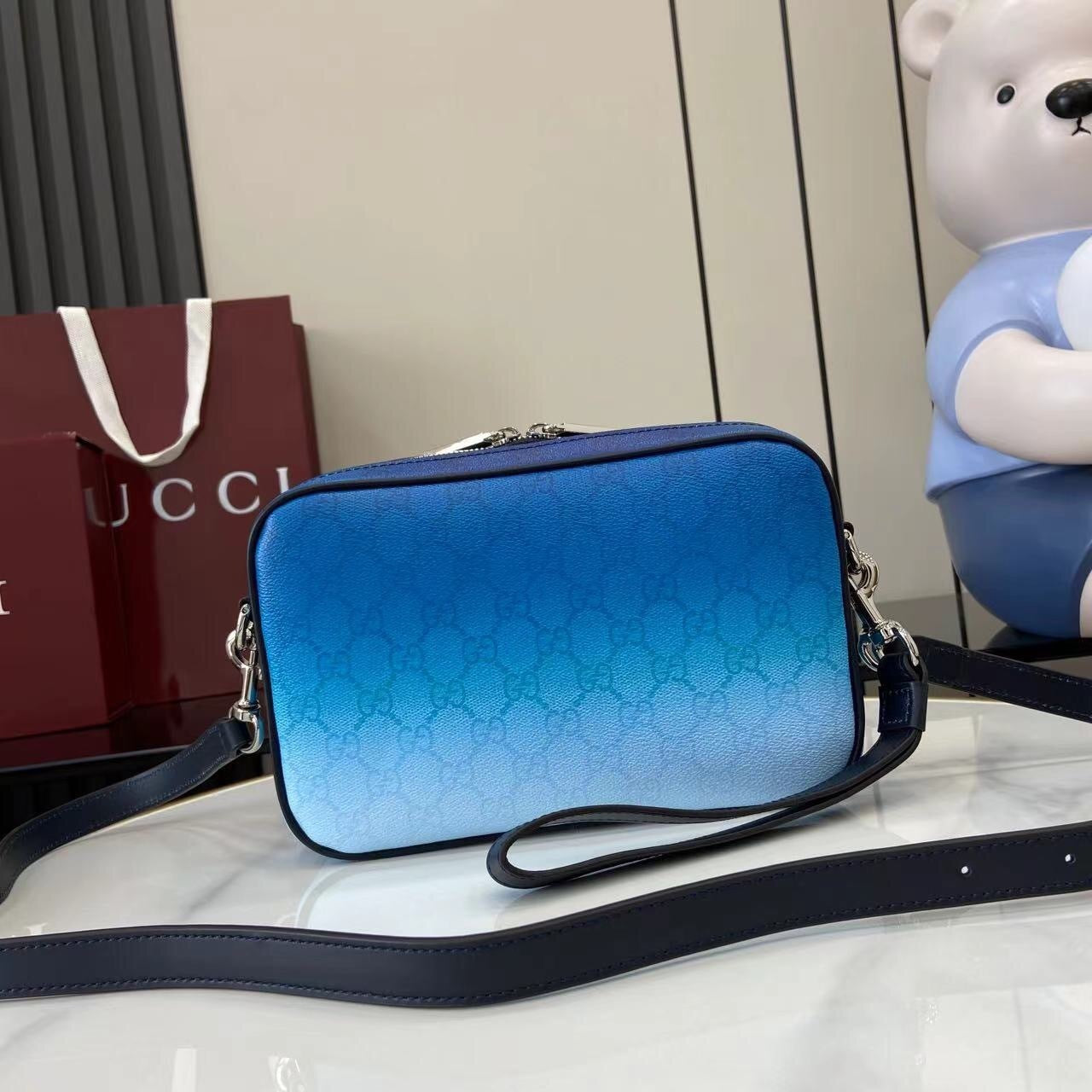 Gucci GG Chroma Small Crossbody Bag