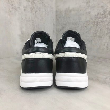 Chanel Interlocking CC "Black-White"