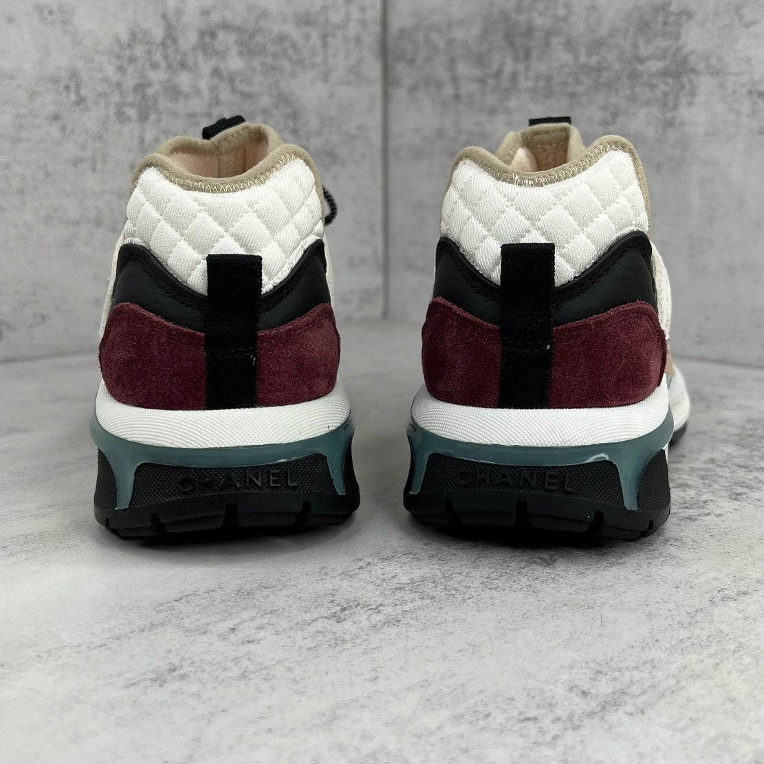 Chanel CC "White-Grey-Beige"