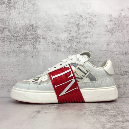 Valentino Garavani VL7N "White-Red"