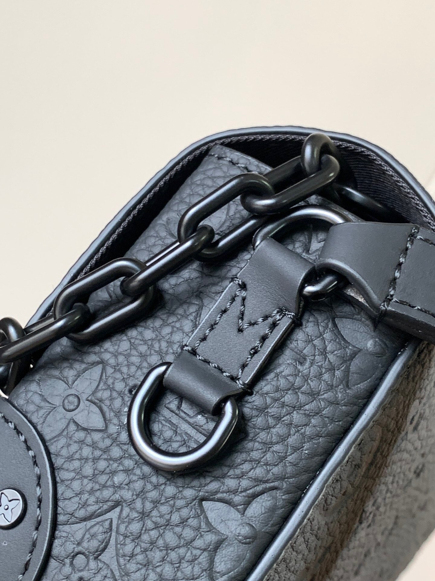 Louis Vuitton Steamer Wearable Wallet