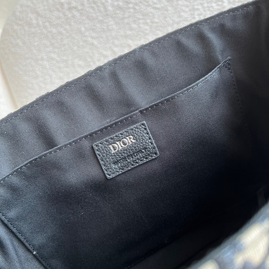 Dior Explorer Oblique Jacquard Messenger Bag