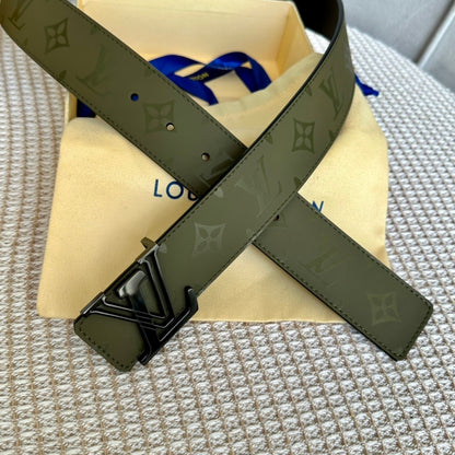 Louis Vuitton Reversible Dimension Leather Belt "Green" and "Black"