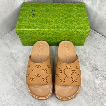 Gucci Slides "Brown"