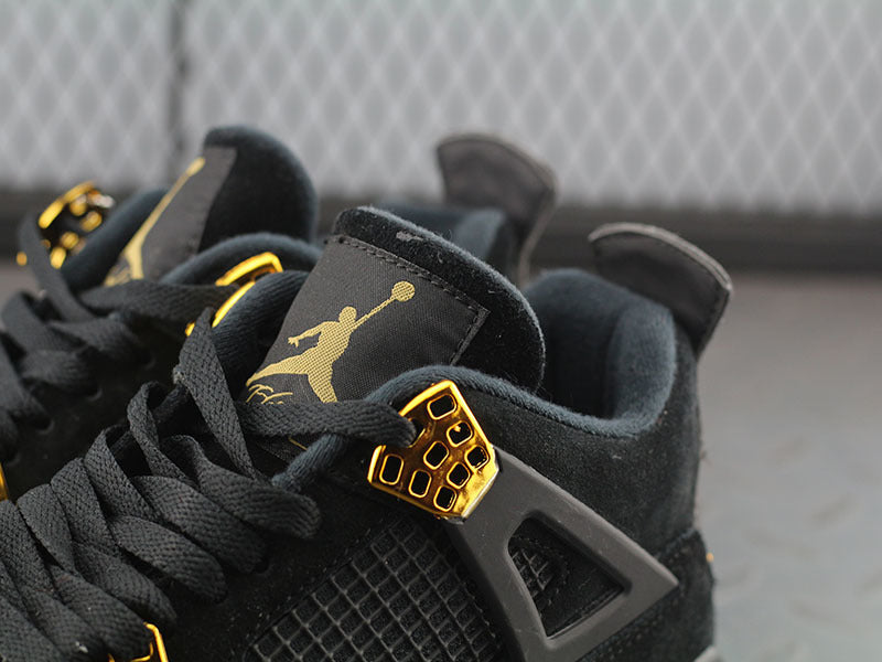 Air Jordan 4 Retro "Royalty"