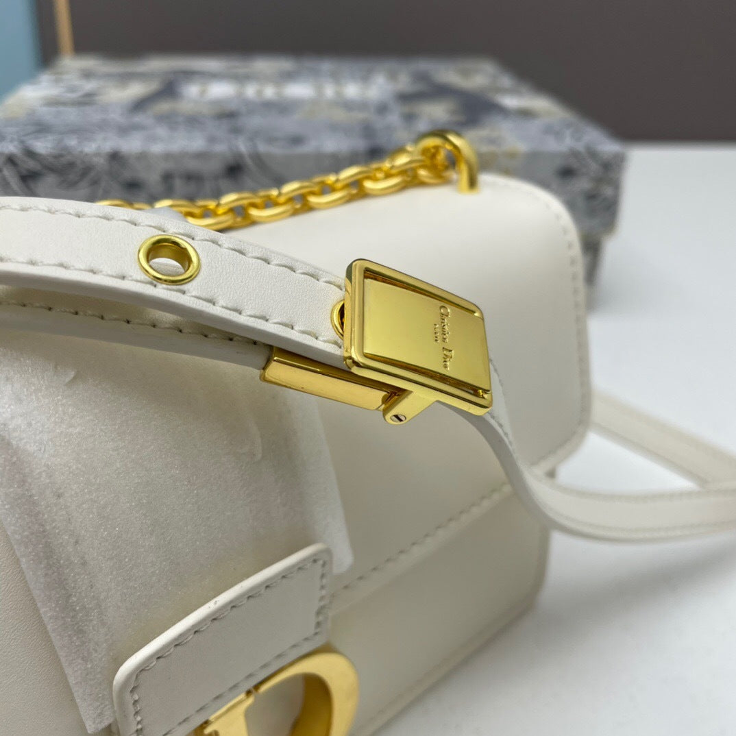 Dior 30 Montaigne East-West Bag with Chain "Latte Calfskin"
