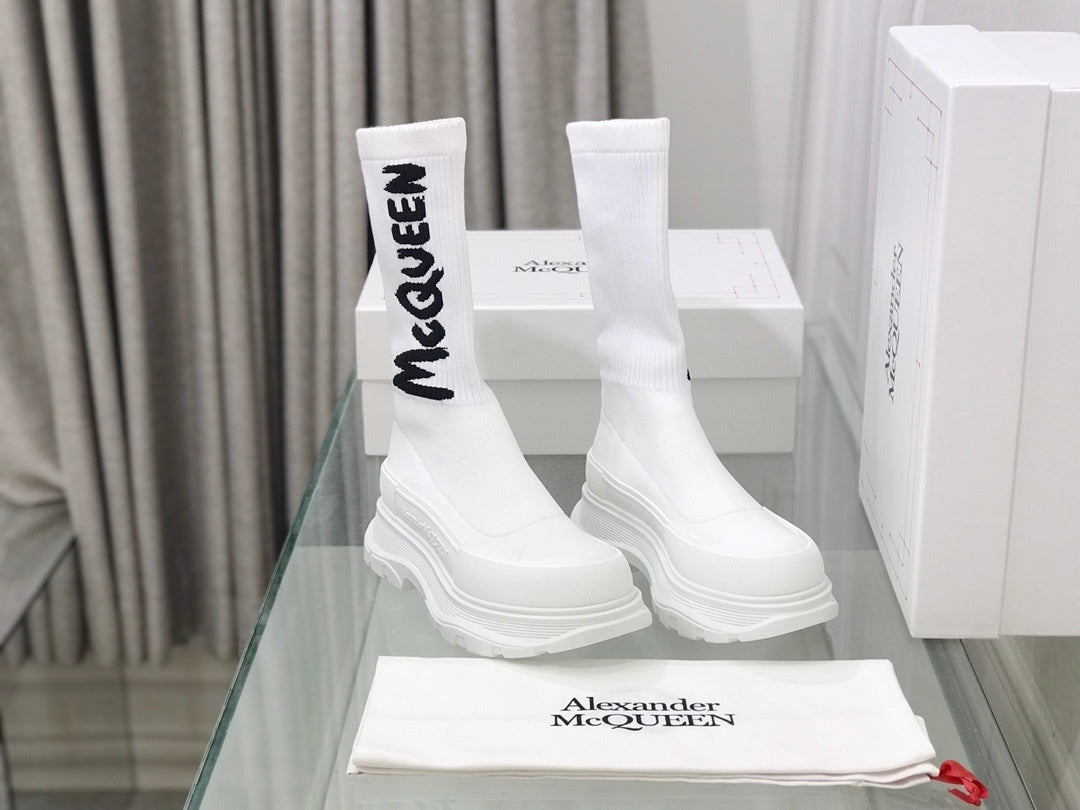 Alexander McQueen Tread Slick Boot "Ribbed White"