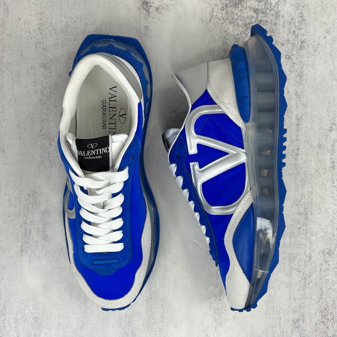 Valentino Garavani Netrunner "Blue-White"