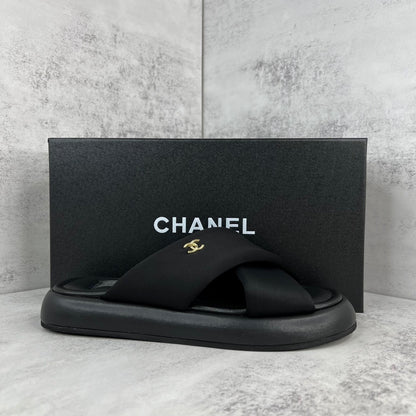 Chanel Slides "Black"