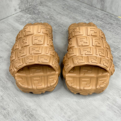 Fendi Cloud Slides "Camel"