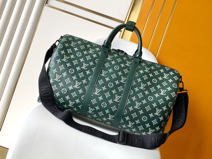 Louis Vuitton Keepall Bandoulière 50