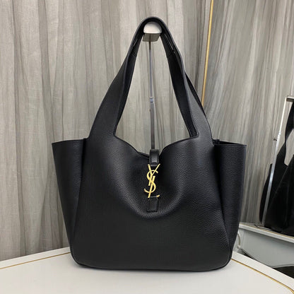 Saint Laurent Le 5 À 7 Bea in Grained Leather