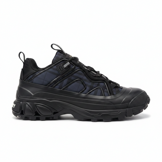 Burberry Arthur "Black-Blue"