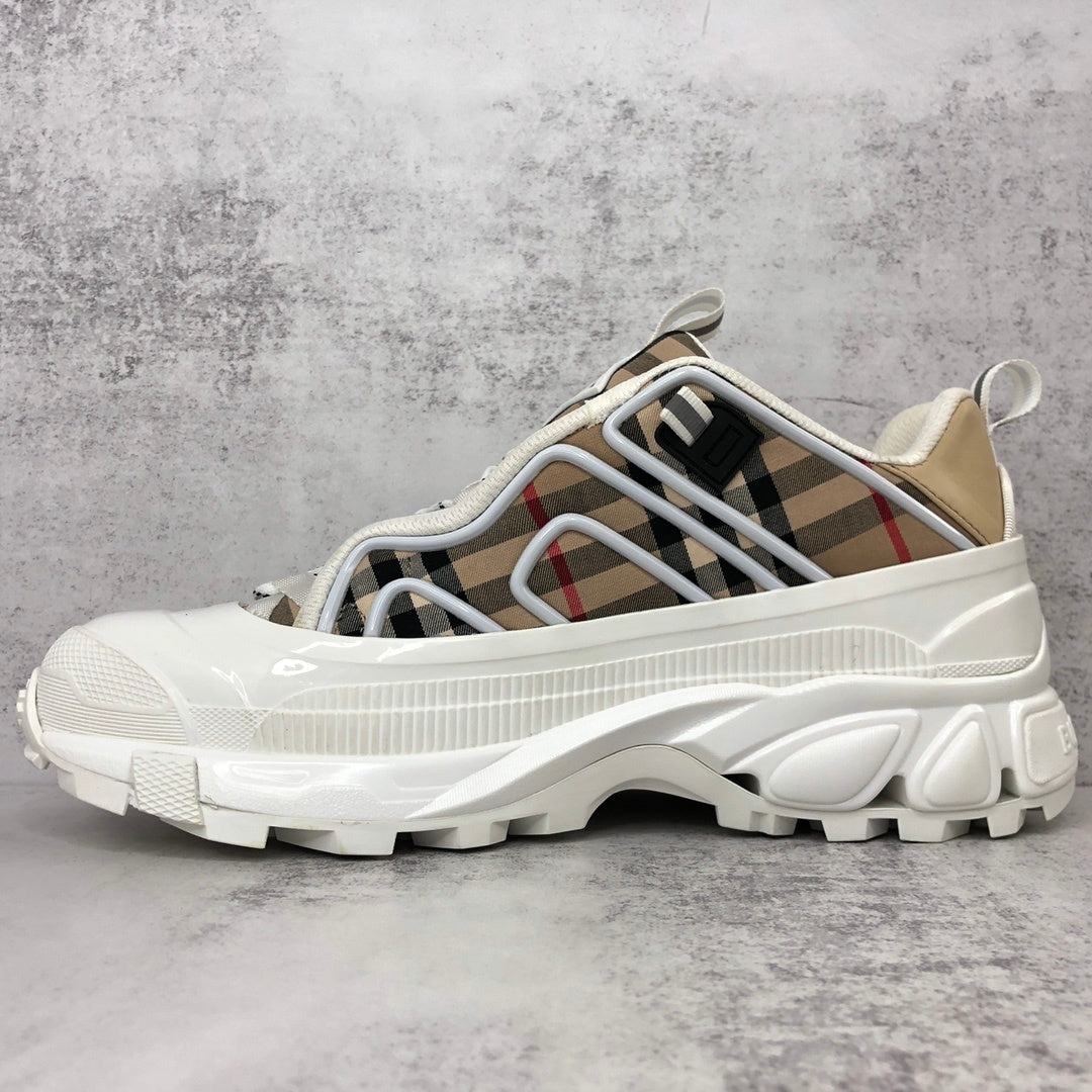 Burberry Arthur "White-Vintage"