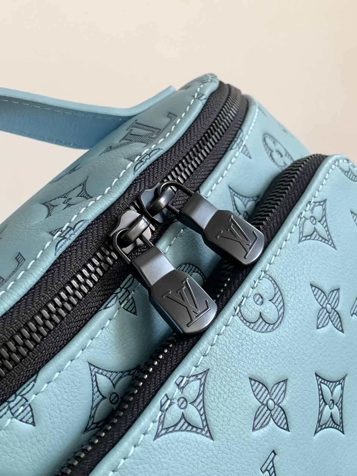 Louis Vuitton Rush Bumbag
