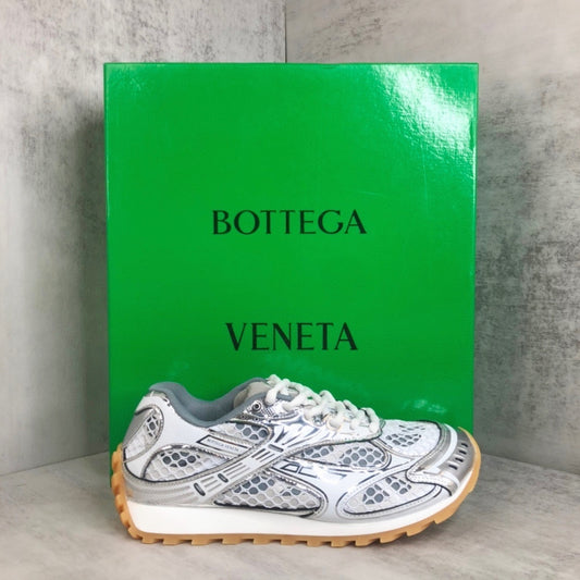 Bottega Veneta Orbit "White-Silver"