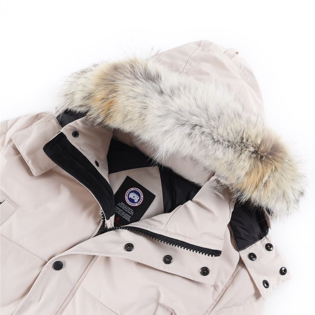 Canada Goose Wyndham Down Jacket "Beige"