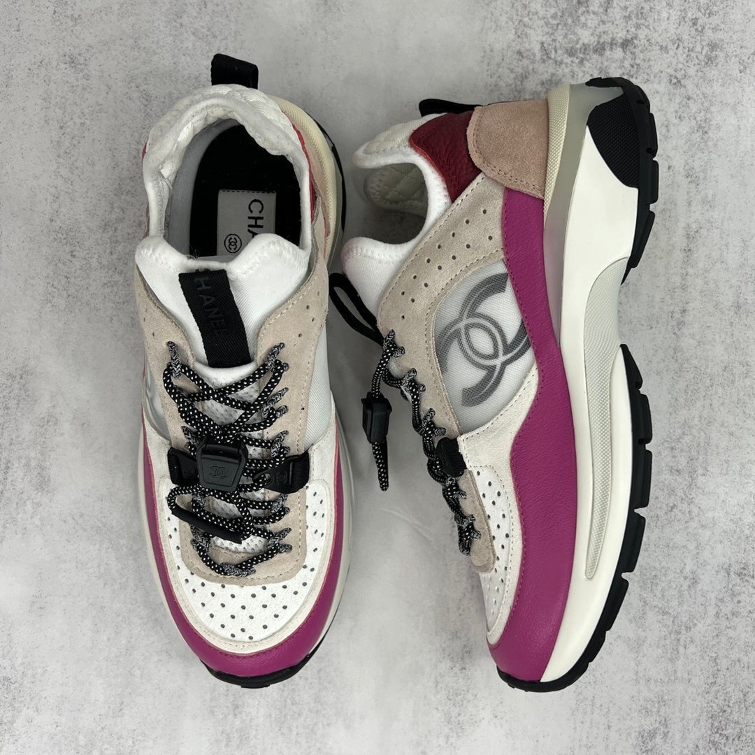 Chanel CC "Beige-White-Pink"