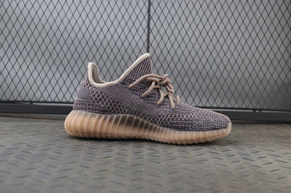 Yeezy 350 V2 "Fade"