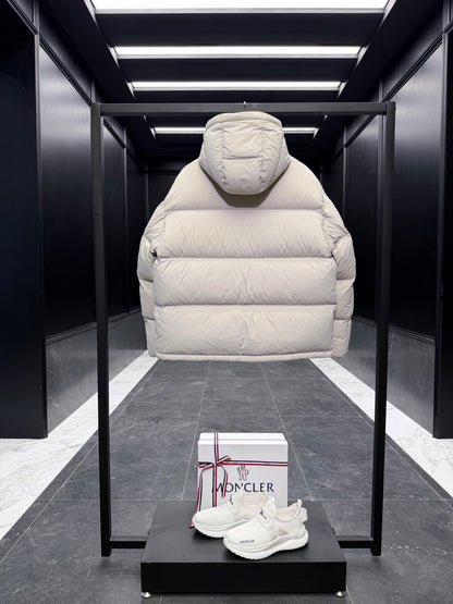 Moncler Meriera Hooded Short Down Jacket "Ice Grey"