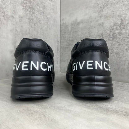 Givenchy Low-Top G4 "Black-White Logo"