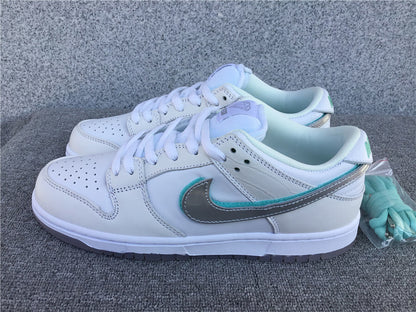 Diamond Supply Co. x Nike SB Dunk Low Pro OG QS "White"