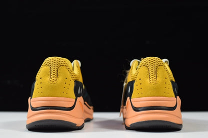 Yeezy 700 "Sun"