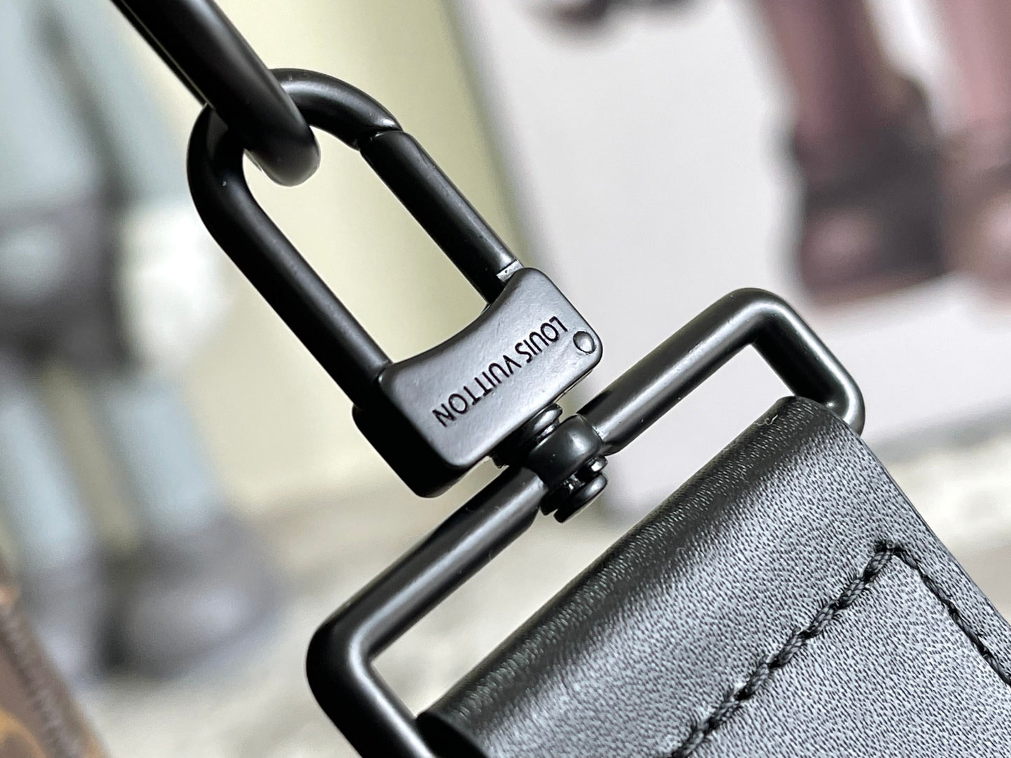 Louis Vuitton Keepall Bandoulière 50