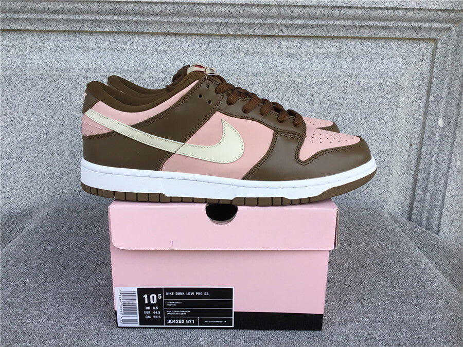 Nike Dunk SB Low "Stussy Cherry"