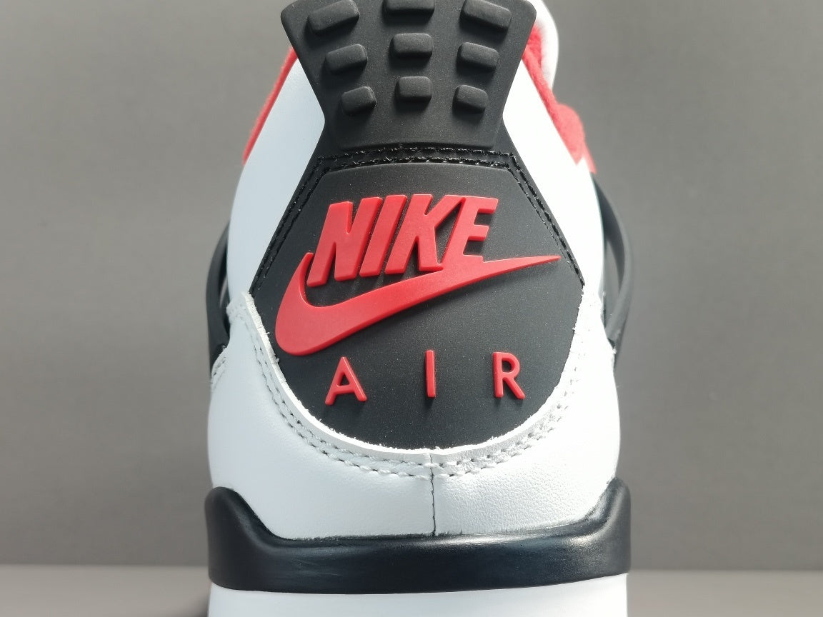 Air Jordan 4 Retro "Fire Red"