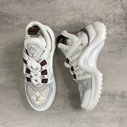Louis Vuitton Arklight "White-Grey Embroided"