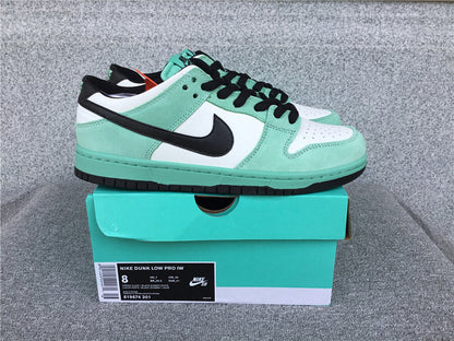 Nike Dunk SB Low "Sea Crystal"