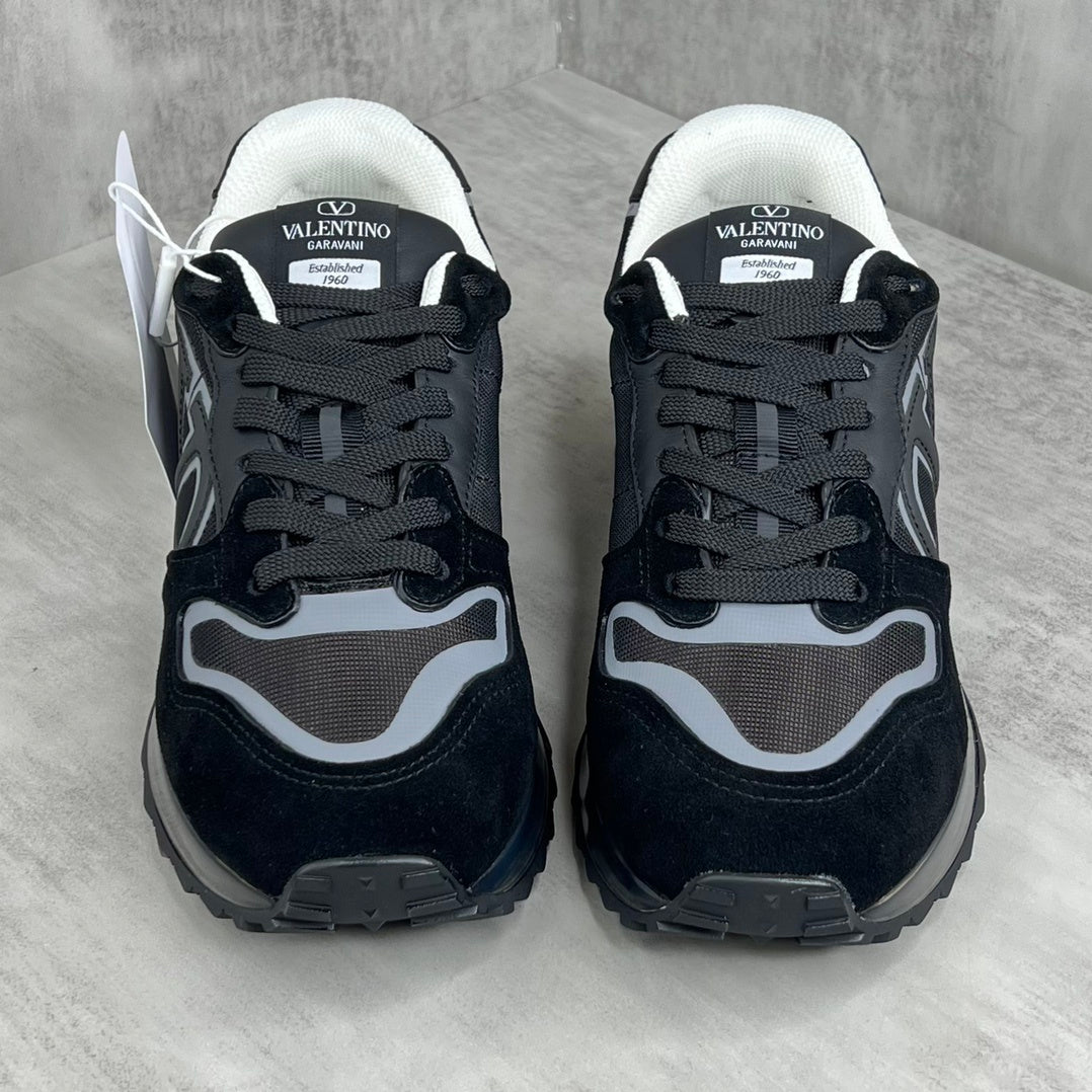 Valentino Garavani V-Logo "Black-Dark Grey"