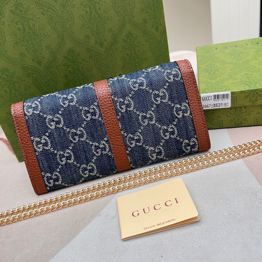 Gucci Jackie 1961 GG Continental Chain Wallet