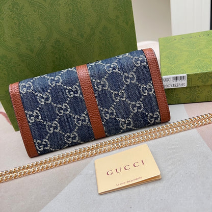 Gucci Jackie 1961 GG Continental Chain Wallet