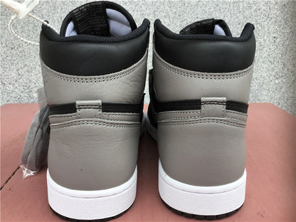 Air Jordan 1 Retro High OG "Shadow"